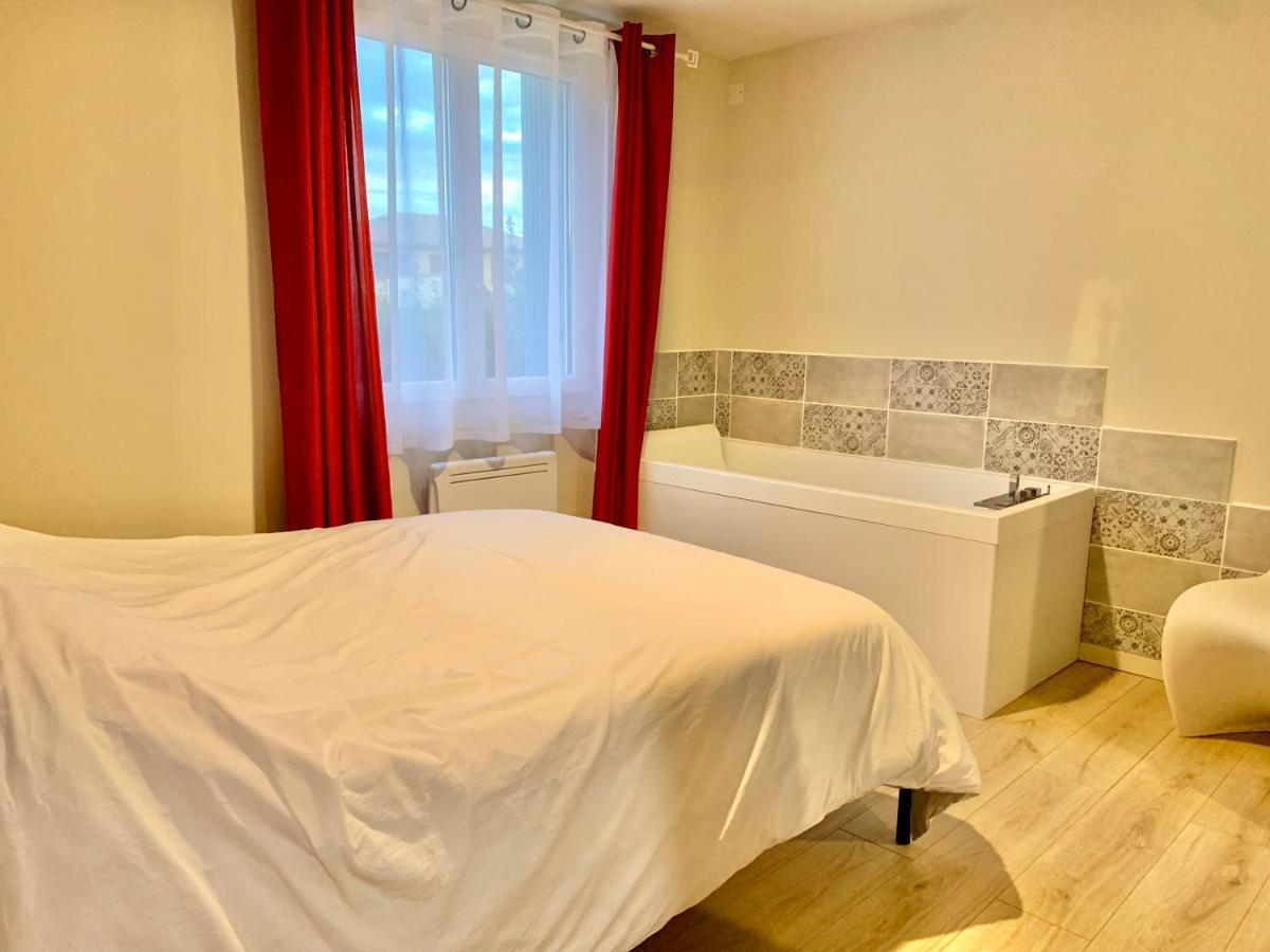 Gignac - Superbe Cocon Independant Avec Balneo Et Jardin Apartment Exterior photo